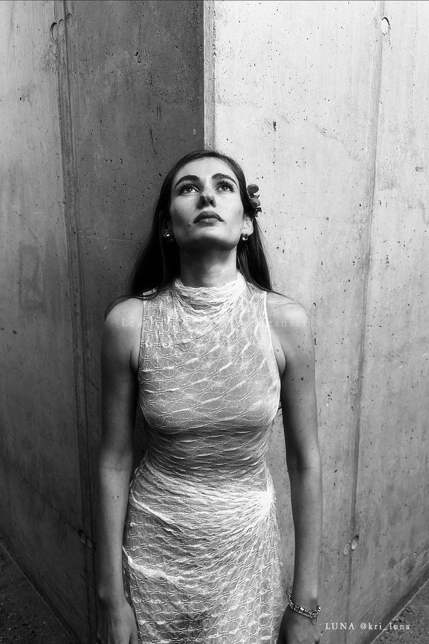 TRAMELL LACE DRESS – MARINA EEЯRIE